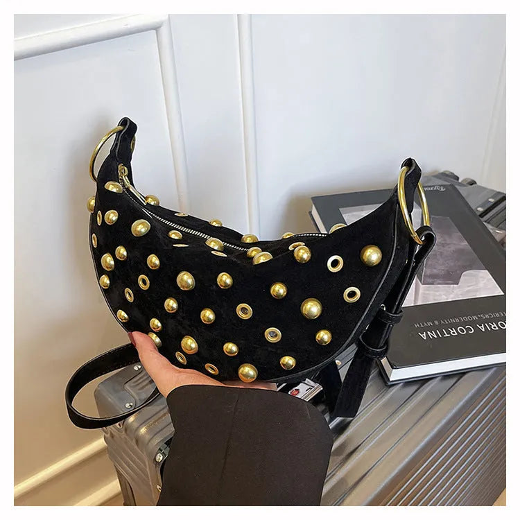 Retro rivet bag in frosted imitation buckskin suede with dumpling shape and sewing line details