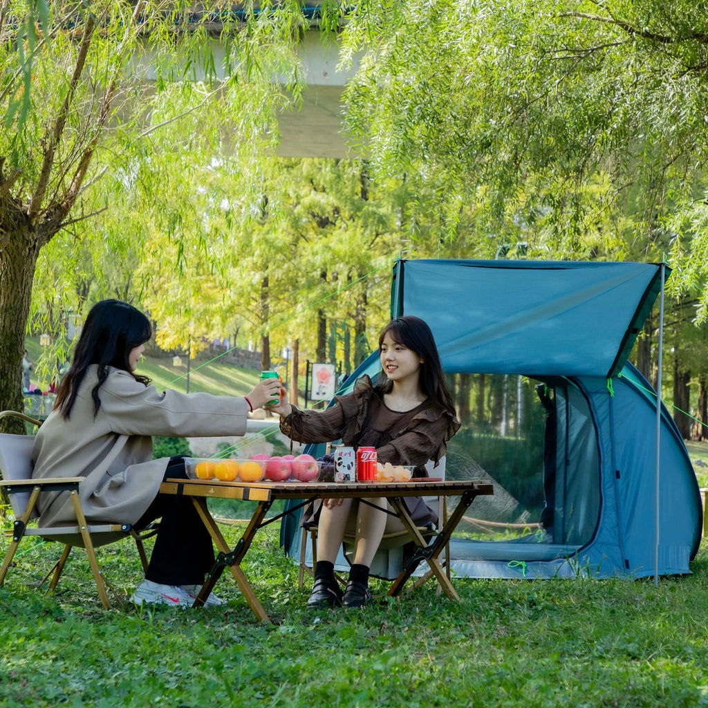 Dark green or brown single layer automatic tent with fibreglass pole and Oxford cloth, for 3-4 people