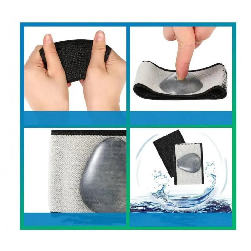 A pair of white elastic foot bandages with a central heart-shaped pad for arch support, on a plain background.