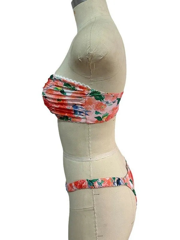 Floral print tube top and lace briefs bikini set in polyester fabric for swimming
