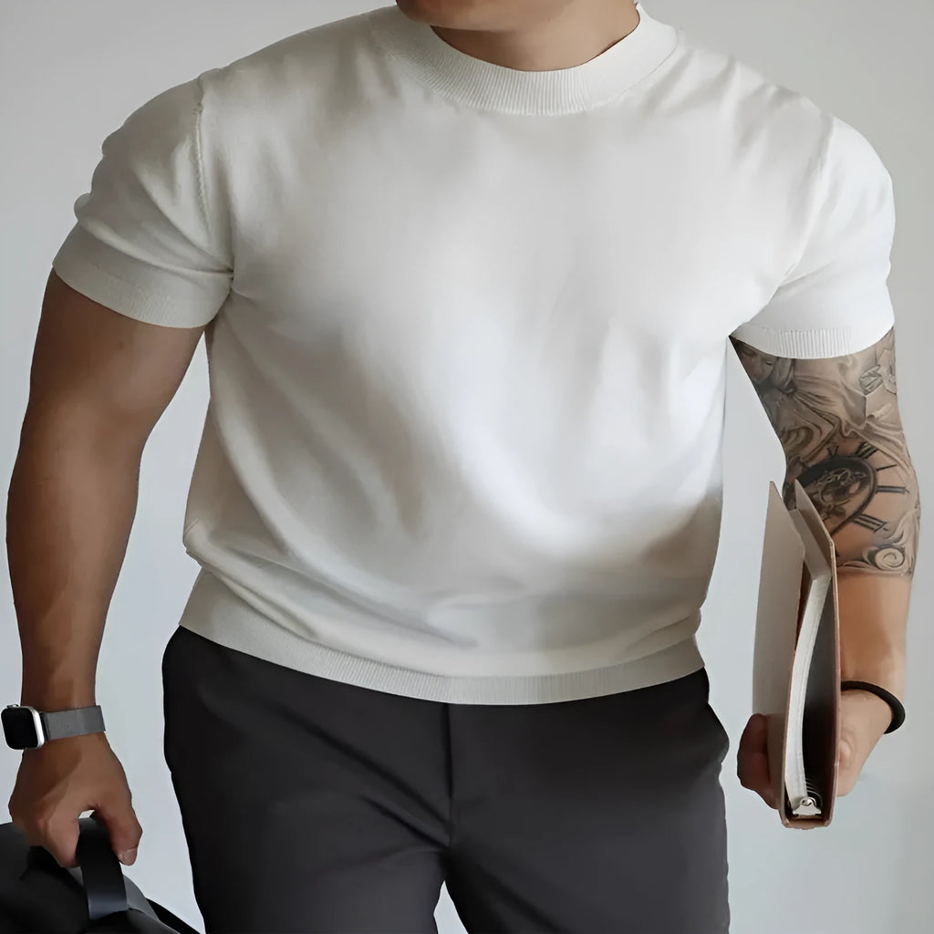 Men's slim-fit short sleeve t-shirt in solid colour on a hanger.