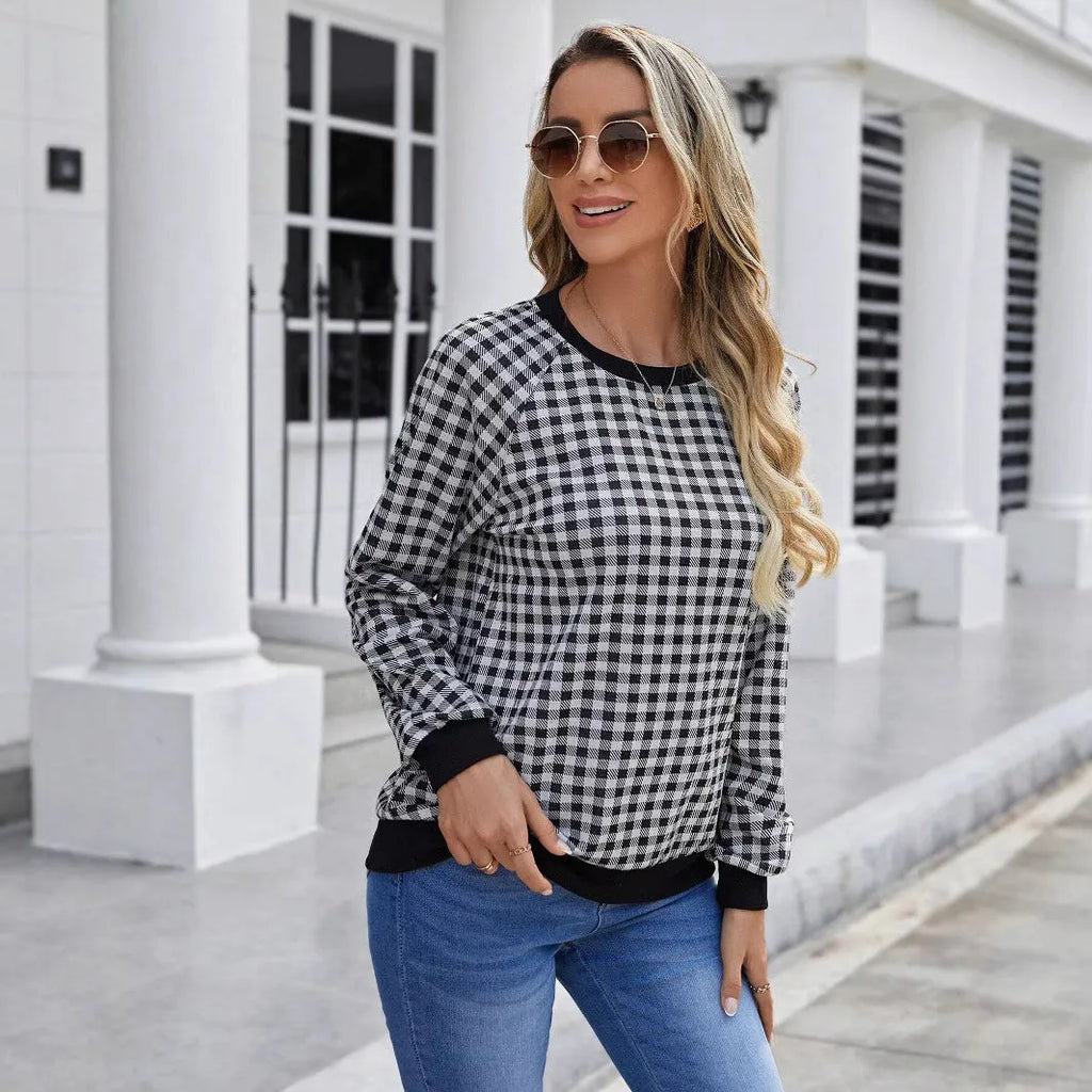 Black Japanese sweet plaid stripe pullover sweater with long sleeves and printing accents