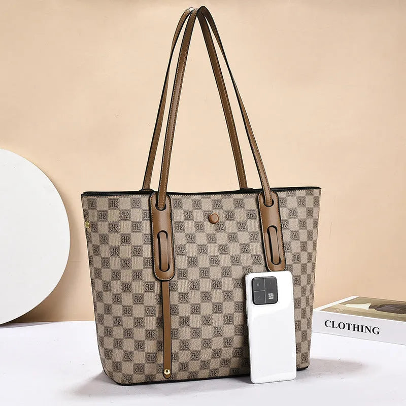 Women's large-capacity PU shoulder messenger bag in horizontal square shape with sandwich pocket, chessboard colour options