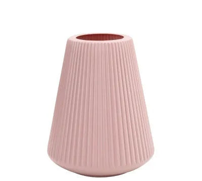 Melamine plastic decorative vase in blue colour measuring 16x20cm with simple design for flower displays