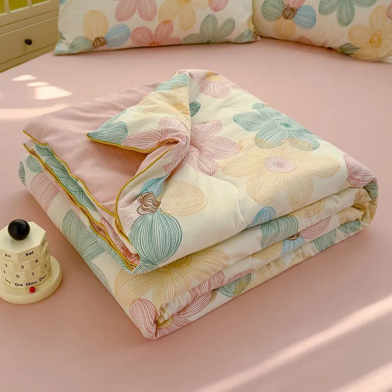 Washed cotton soybean fibre summer quilt in 110x150cm, 150x200cm, or 200x230cm with patterned design
