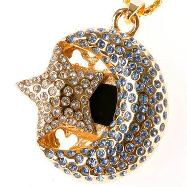 Xingyue jewellery-style USB flash drive with a metal shell.