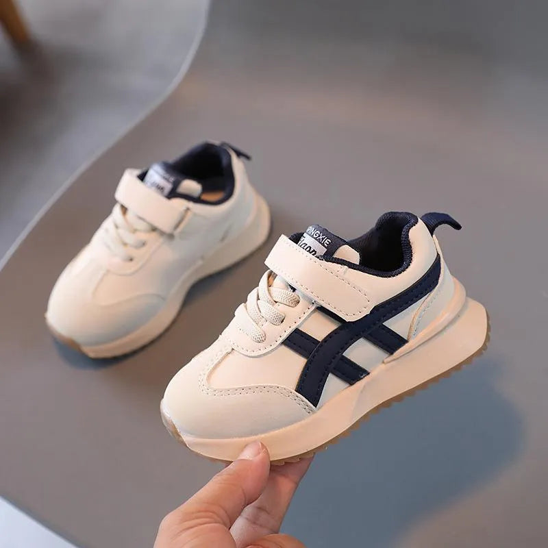 Children's white Velcro sneakers with synthetic leather upper and rubber sole