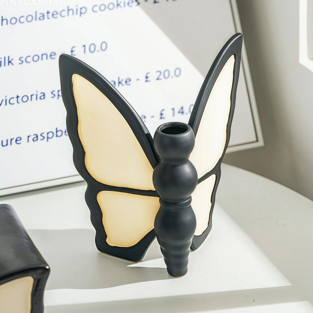 Butterfly patterned ceramic vase and tissue box set for living room decoration