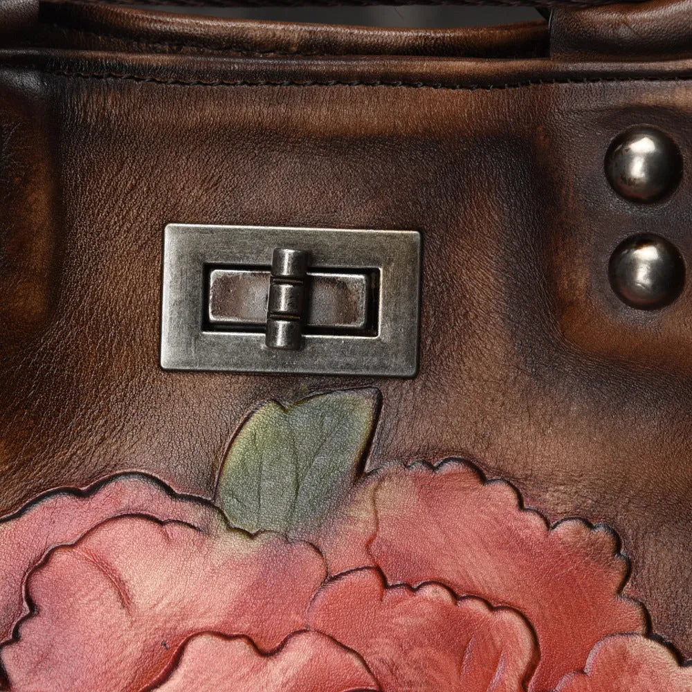 Women's retro leather bucket backpack in first layer cowhide, 25.5x30x15.5cm, with drawstring and double straps.
