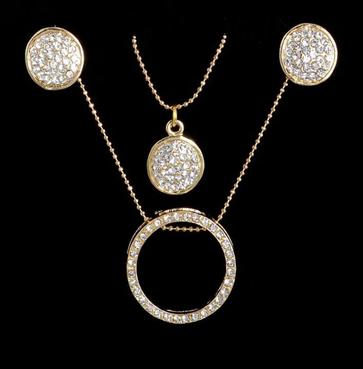 Gold-plated women's jewellery set with polished necklace and earrings