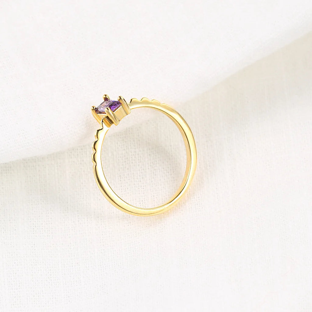Women's thin copper ring with inlaid purple zircon, light yellow gold or platinum colour, sizes 5 to 10