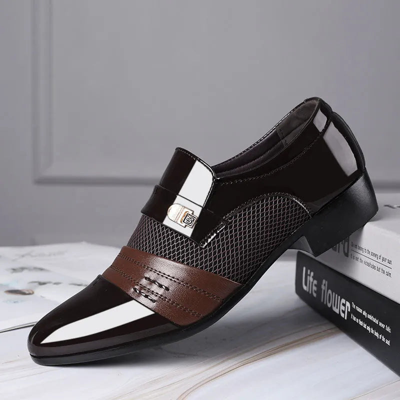 Men's pointed-toe artificial PU leather shoes in brown with low-top design and rubber sole