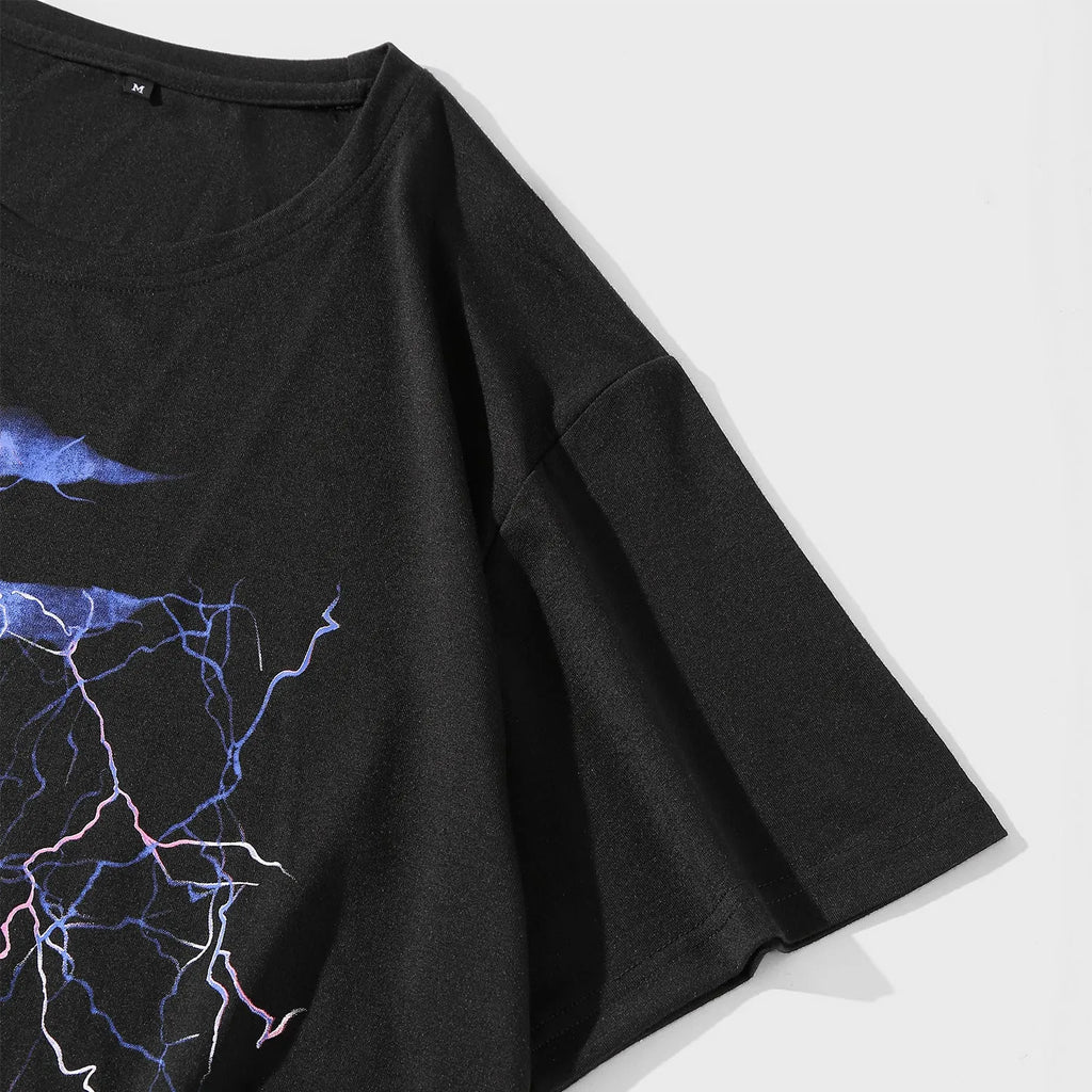 Men's black short sleeve t-shirt with lightning print, round neck, 100% cotton, loose fit, sizes S to 2XL