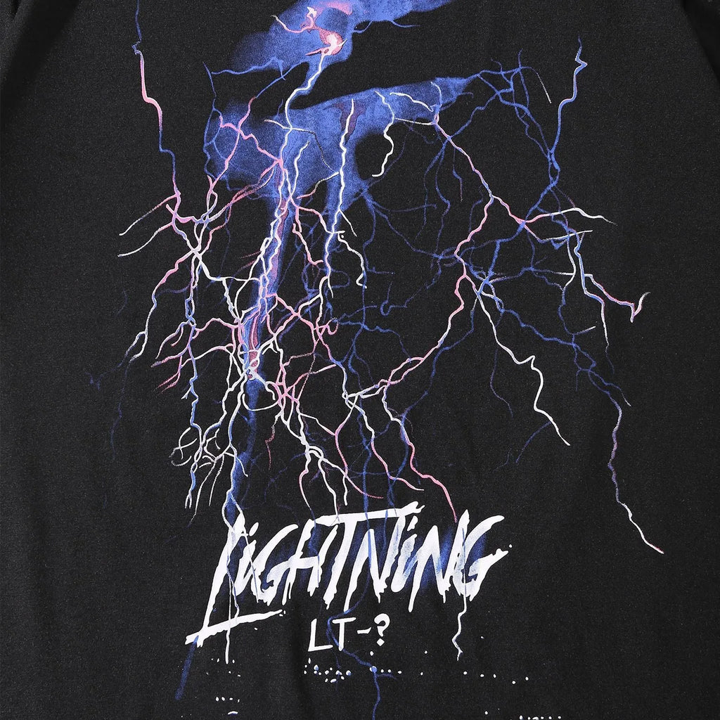 Men's black short sleeve t-shirt with lightning print, round neck, 100% cotton, loose fit, sizes S to 2XL