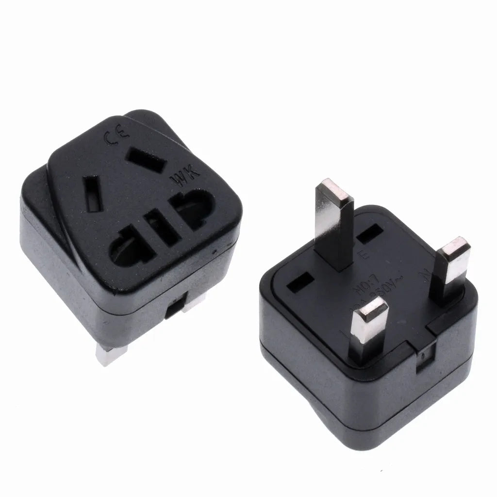 Square three plug power conversion adapter in black or white with 13A 110-250V rating