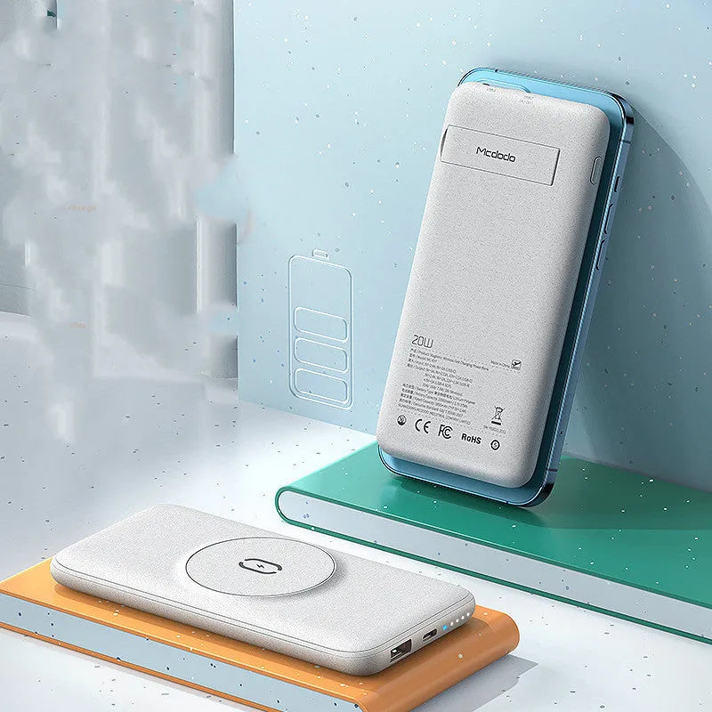 Maiduo MagSafe magnetic power bank showing mint green colour with back clip and magnetic charging surface