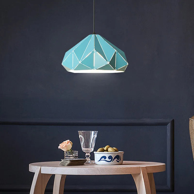 Nordic geometric single-head iron chandelier in black or white, 25cm diameter.