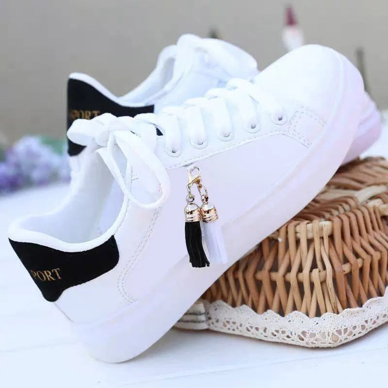 White and pink women's mesh fashion sneakers with a flat rubber sole and 4cm heel.