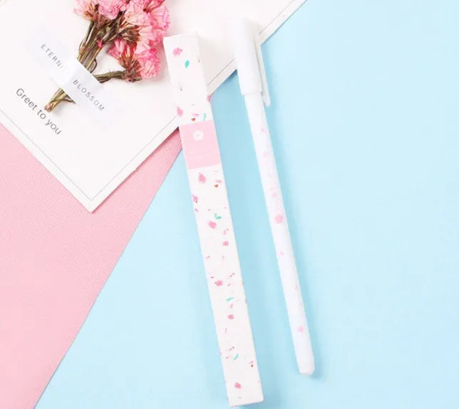 Creative neutral pen 17cm with fine stainless steel nib and individual box packaging, random colour.