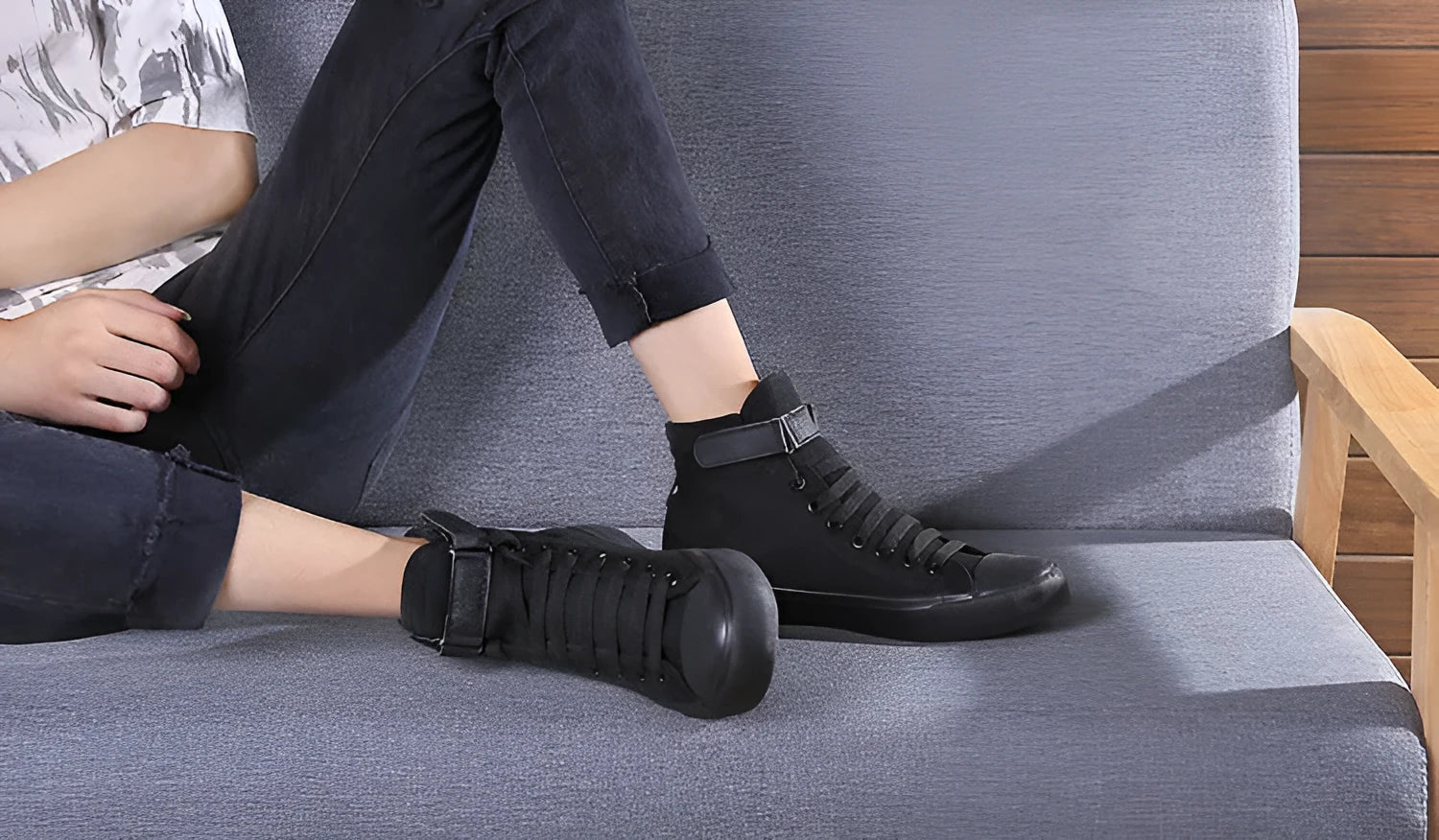 Women's lace up plimsoll canvas shoes casual flat sneakers black white
