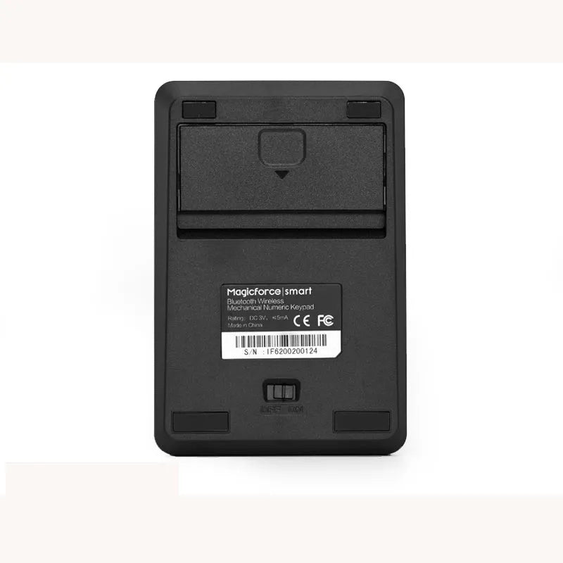 Magic Egg Bluetooth wireless mechanical numeric keypad with plastic build shown in official standard package
