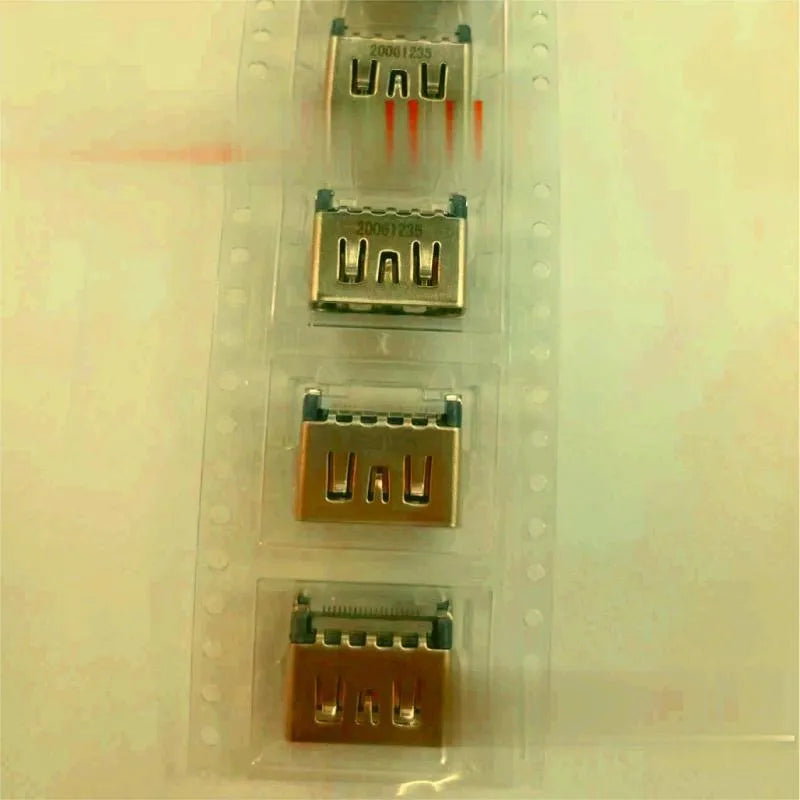 Silver HDMI host interface socket for gaming machine accessories