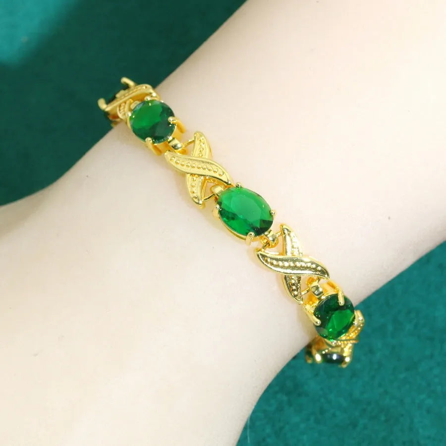 Copper inlaid zircon women's bracelet with electroplated retro design