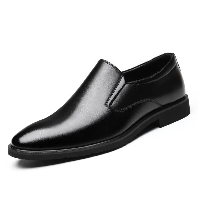 Men's black leather business casual slip-on shoes with rubber sole and sewing line detail.