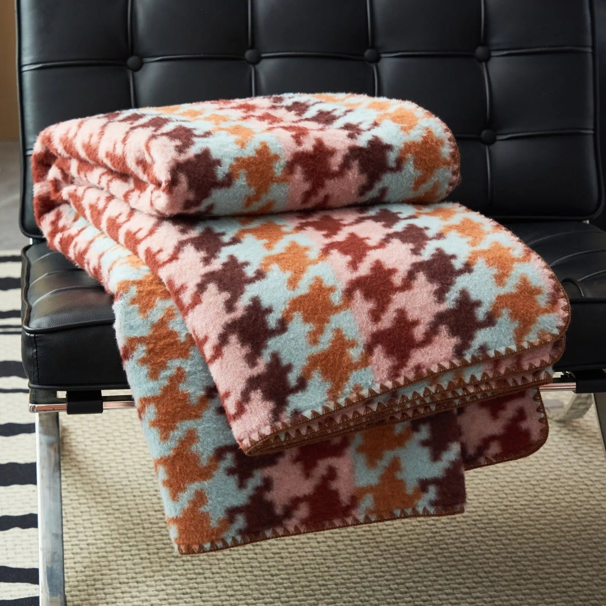 Antique plaid geometric blanket in orange, polyester, available in 120x150cm, 150x200cm and 200x230cm