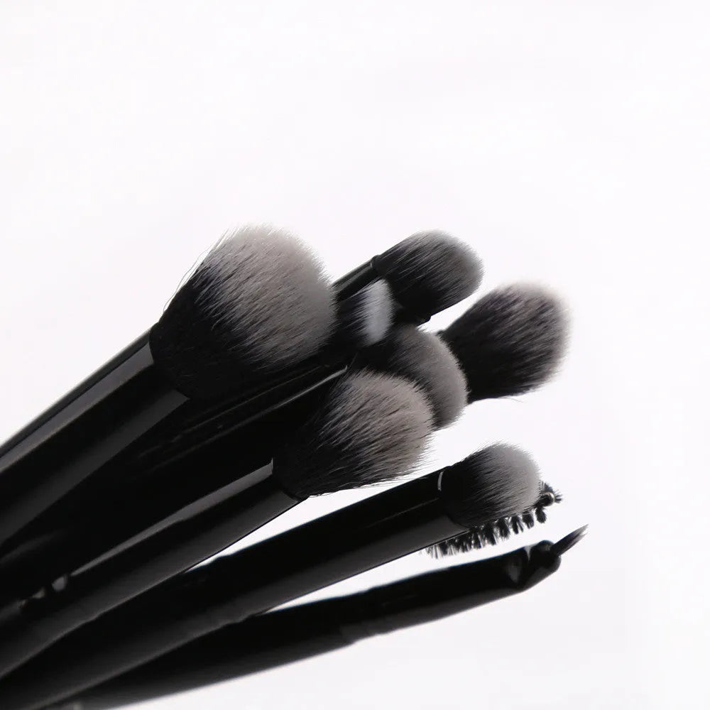 ZOREYA15 black synthetic hair makeup brush set laid out on a flat surface