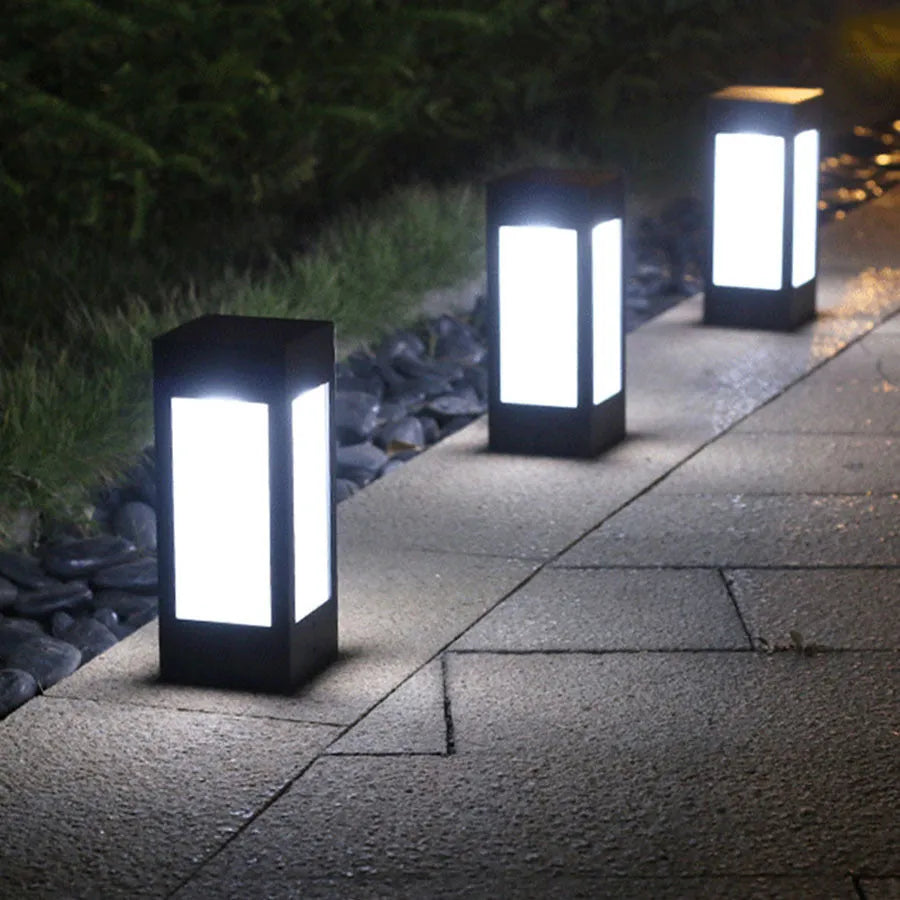 Solar garden lights for outdoor courtyard and lawn decoration with waterproof construction