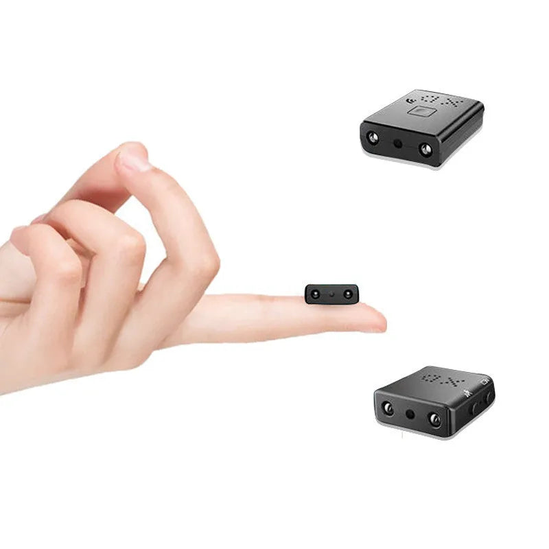 Mini secret camera 2.9 x 1.1 x 2.9 cm with Full HD 1080P, night vision, and motion detection in black