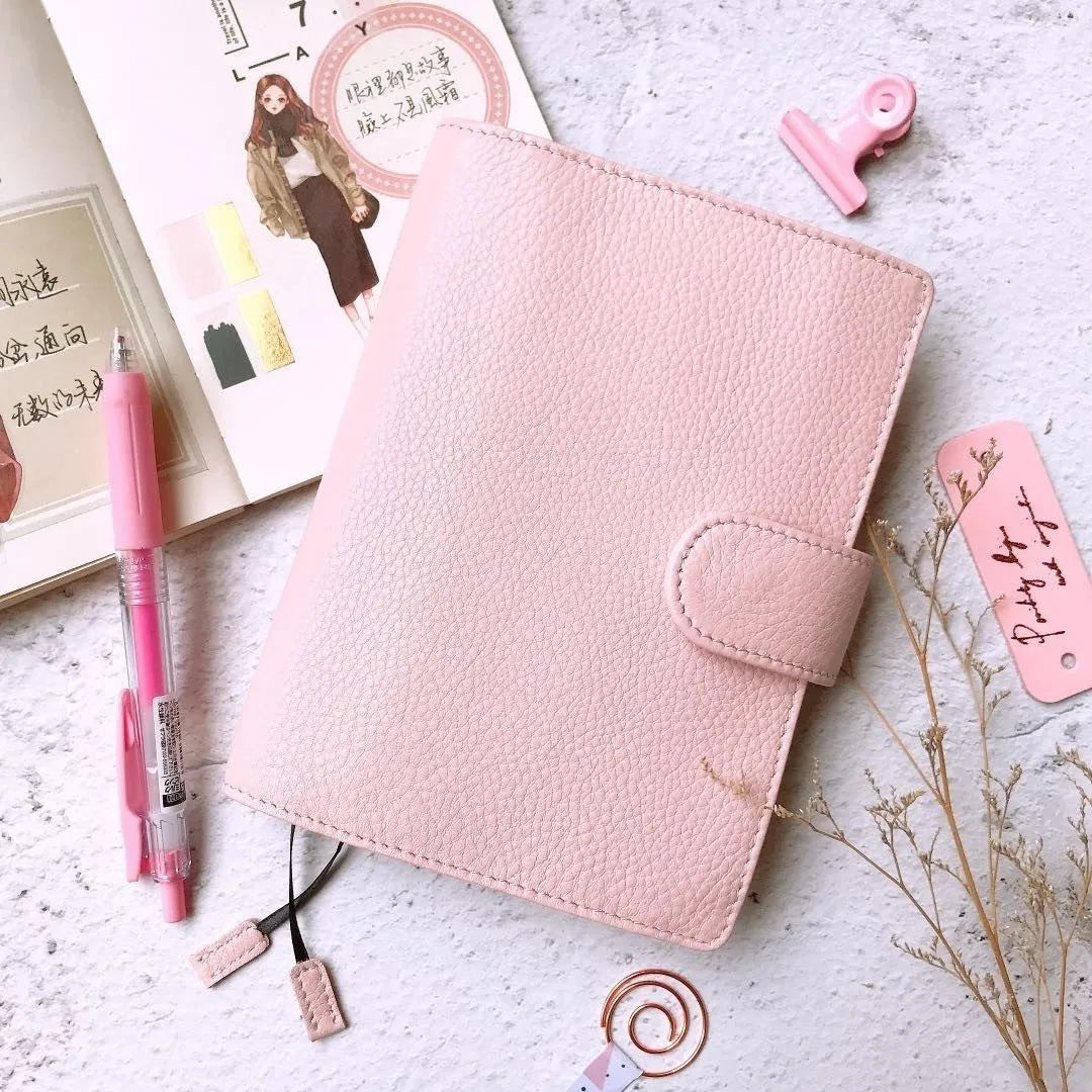 A6 loose-leaf cowhide diary with lychee pattern cover, 12 x 16.5cm, in off white, pink, or white.