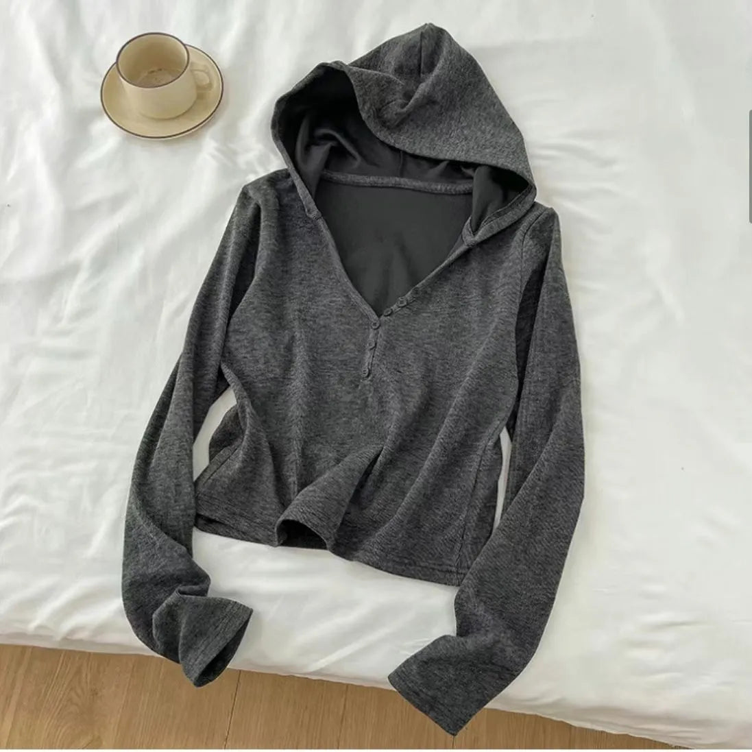 Womens Korean style casual sports suit in gray with princess sleeves, including top shorts and vest