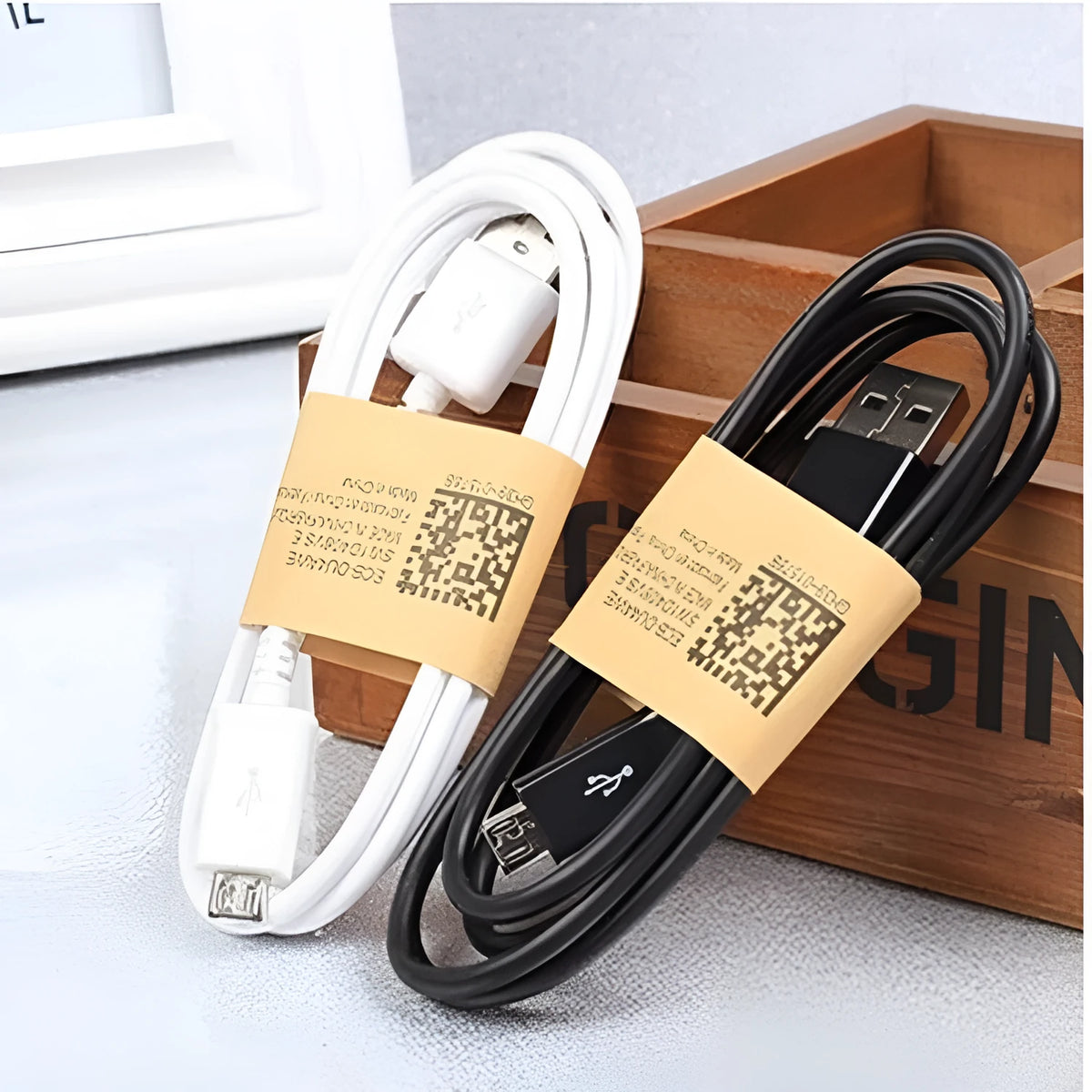 Black and white Android Micro USB data cables with 1m length for phone charging and data transfer