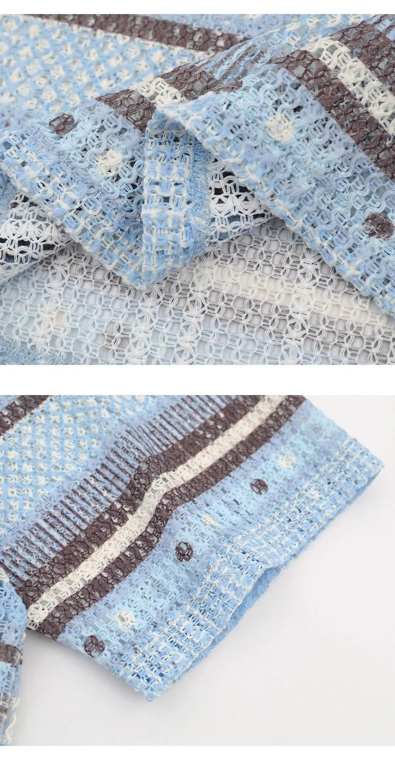 Men's blue printed short sleeve shirt with elastic fabric and loose leisure cut