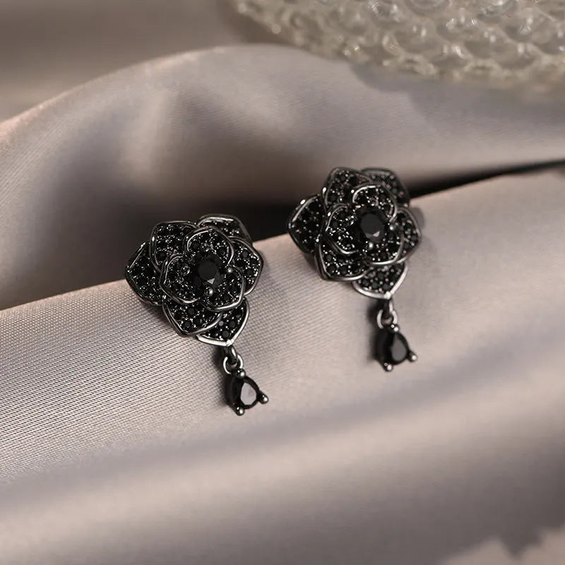 Black rose stud earrings with floral zircon design and gold-coloured electroplating