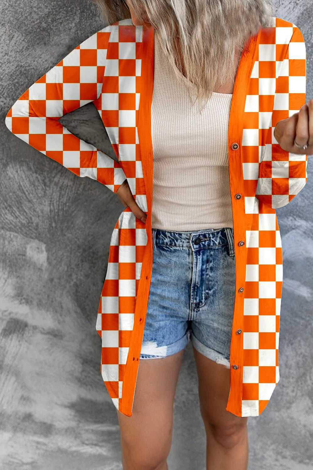 Women's long grey plaid knitted cardigan coat with loose fit and regular sleeves