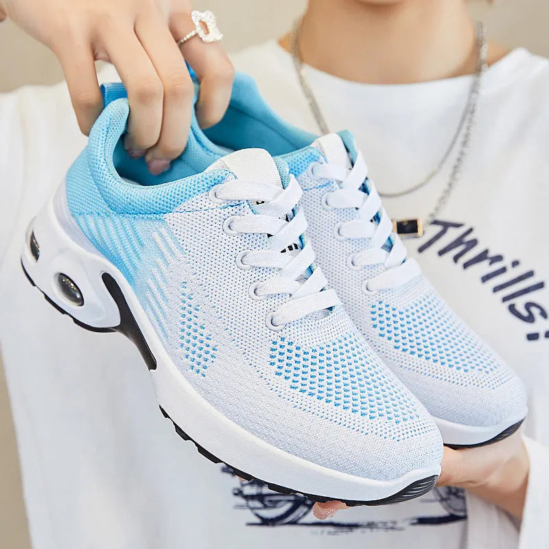 Women's casual flyknit trainers in striped pattern with mesh lining and flat PVC sole