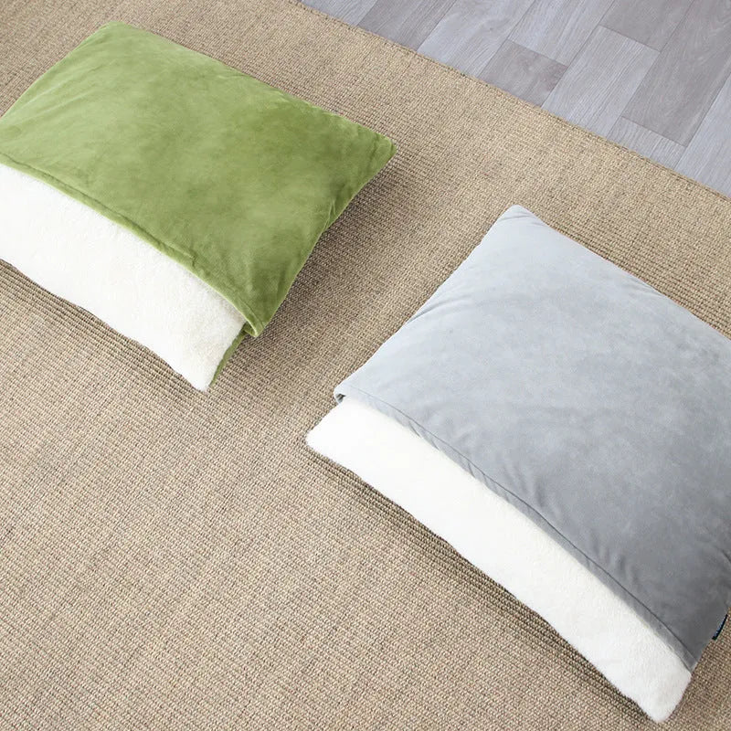 Removable washable bite resistant pet sleeping bag nest in cloth, available in S M L XL sizes and multiple colours