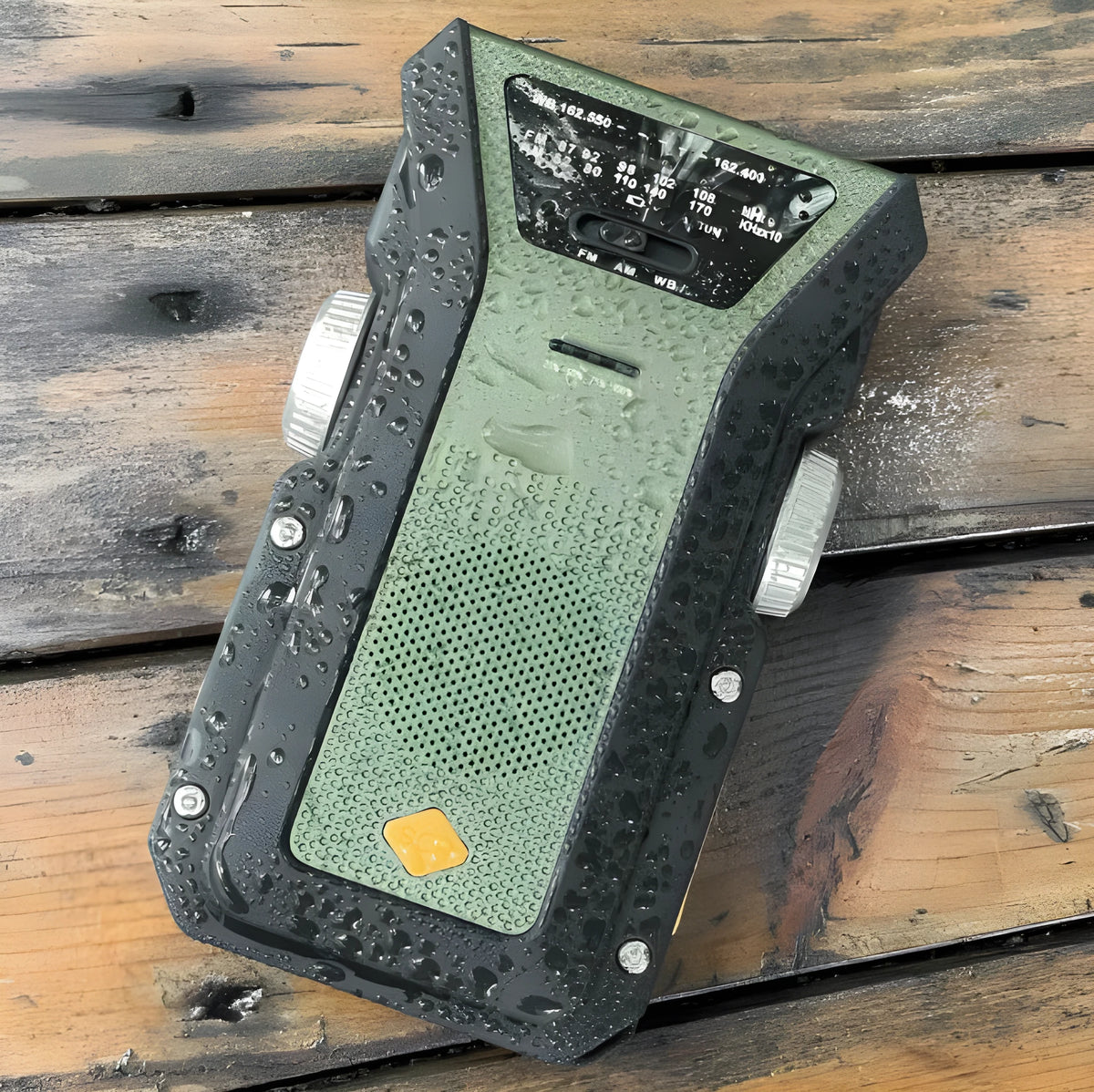 Solar hand crank radio flashlight in silver gray or army green, ABS body, 4000mAh battery, LED strong light, 16x9.12x4.84cm