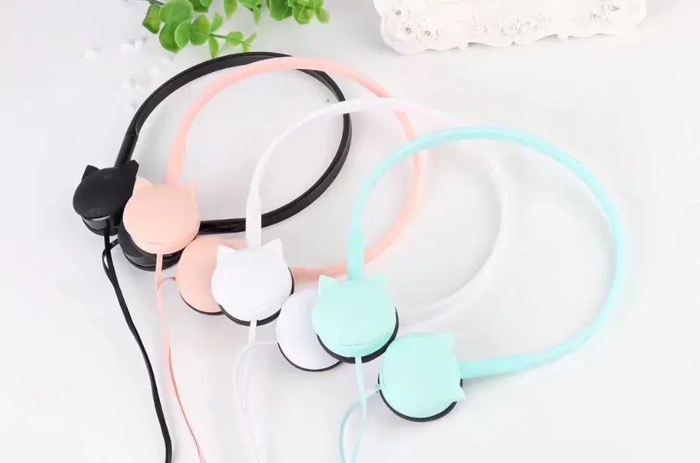Cat ear headphones with 3.5mm straight plug for PC in Black, Blue, Pink and White