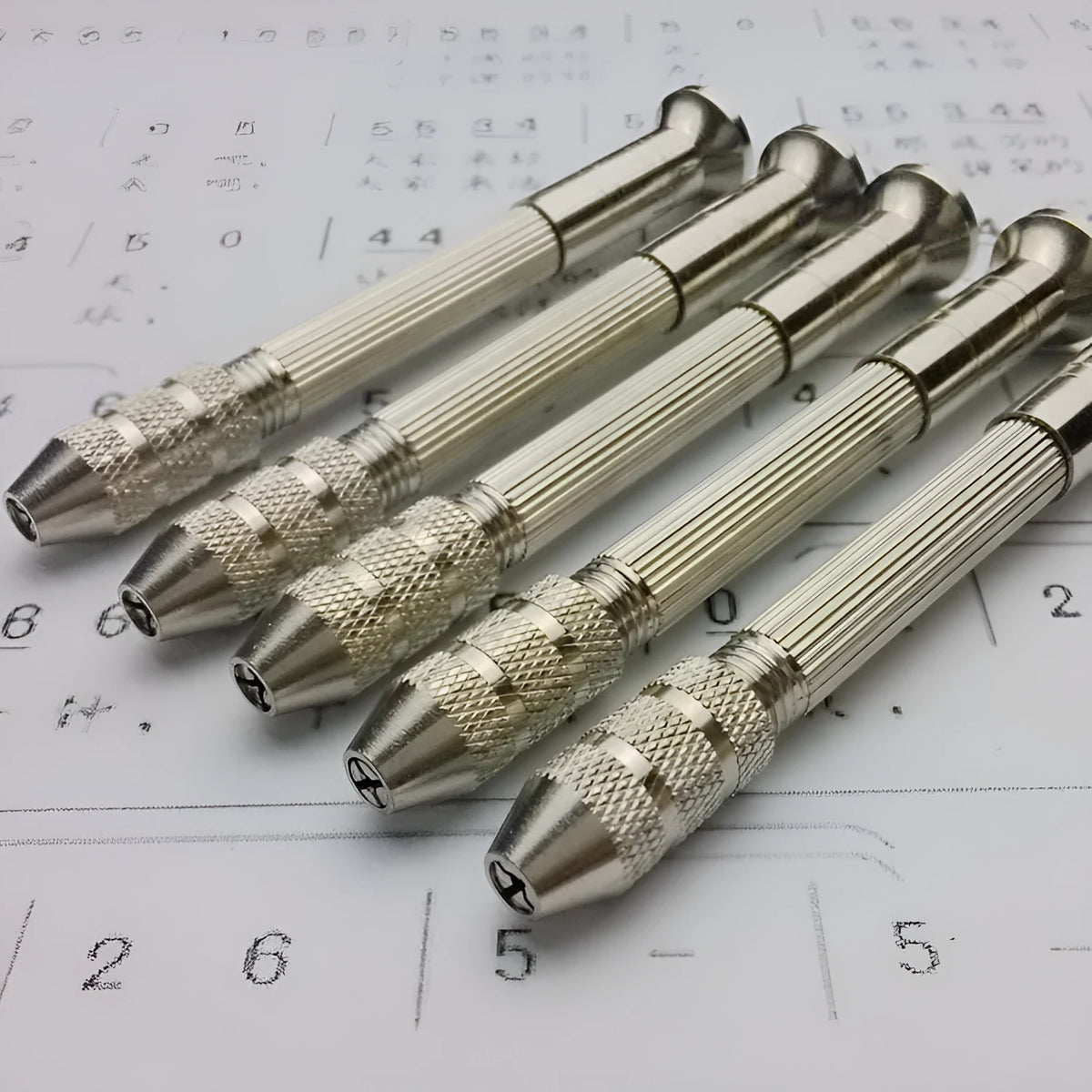 93mm hand twist drill with 9mm diameter, two clips and four 0.8-3.0mm specifications for repair and plastic drilling