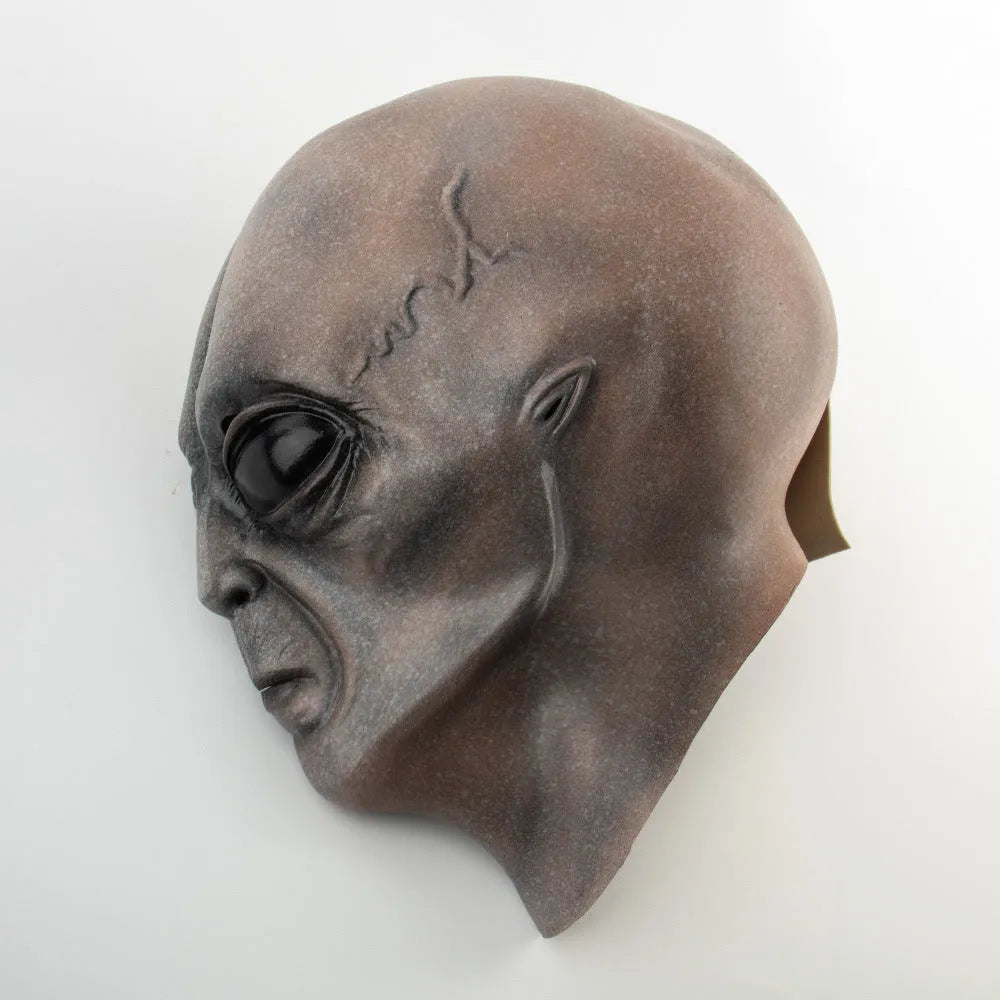 Grey latex big-eyed alien mask, 13cm x 22cm x 30cm, for Halloween fancy dress