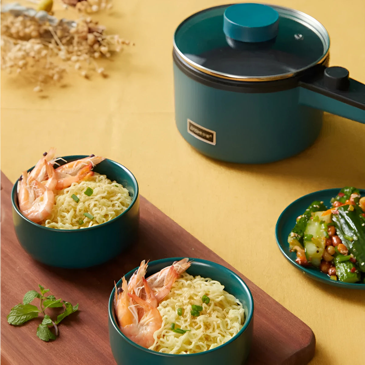 Mini electric cooking pot 1.2L non-stick 600W with two-speed knob and Nordic green finish