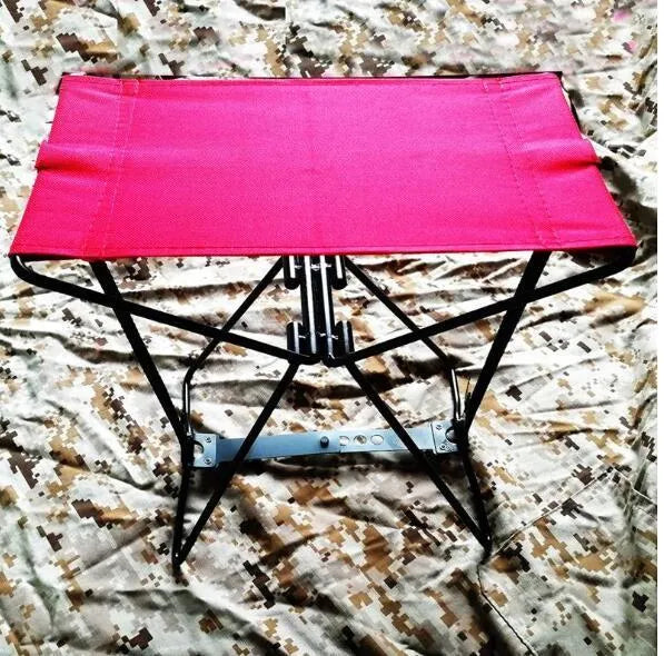 Portable pocket chair folding camping stool with metal skeleton and fabric cushion, 29x26x16 cm