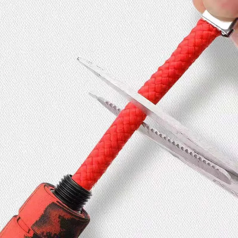 Red and grey skipping rope with 2.8m polyester rope, 16cm handles, and 4cm handle diameter.