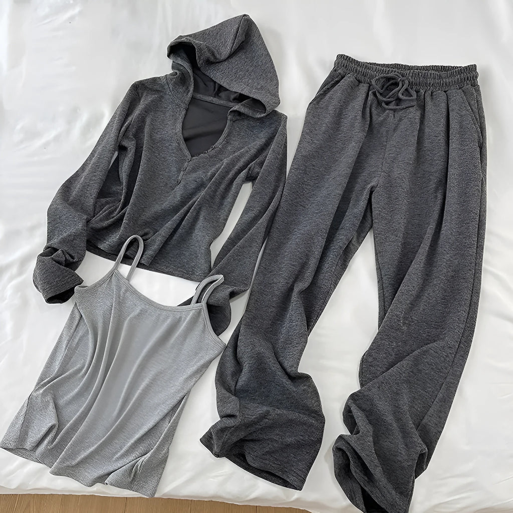 Womens Korean style casual sports suit in gray with princess sleeves, including top shorts and vest