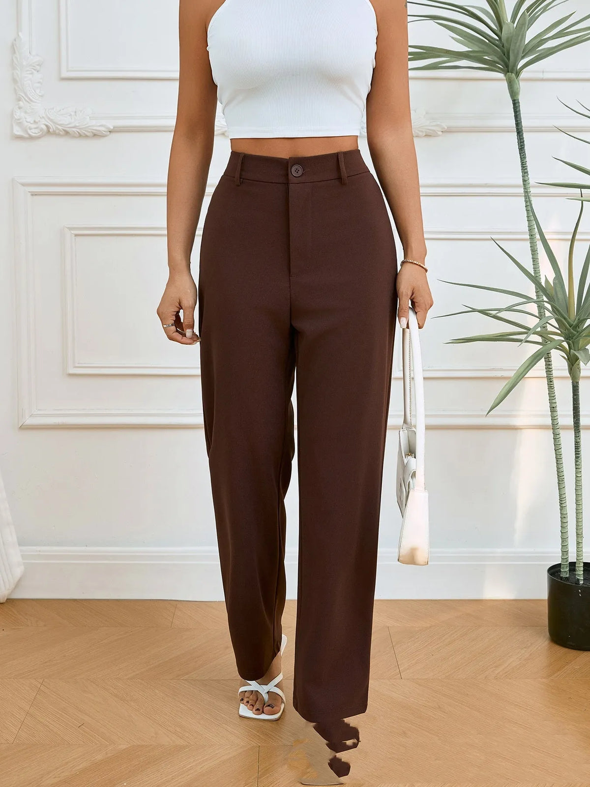Women's dark brown elastic waist pleated straight trousers with side pockets, polyester fabric