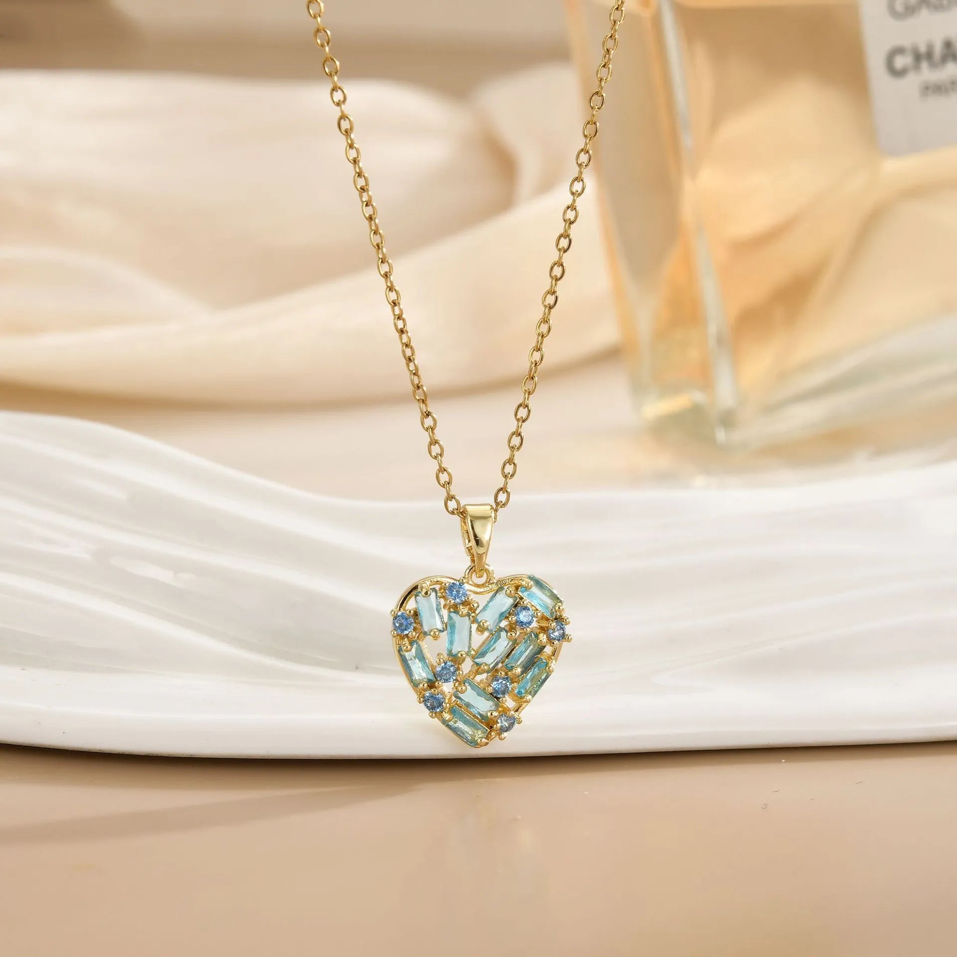 Women's copper heart pendant necklace with zircon centre electroplated finish O-ring chain gold blue colour option